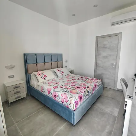 Sotto Castello Living Guest house